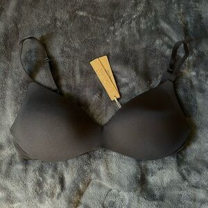 SKIMS Black Bra